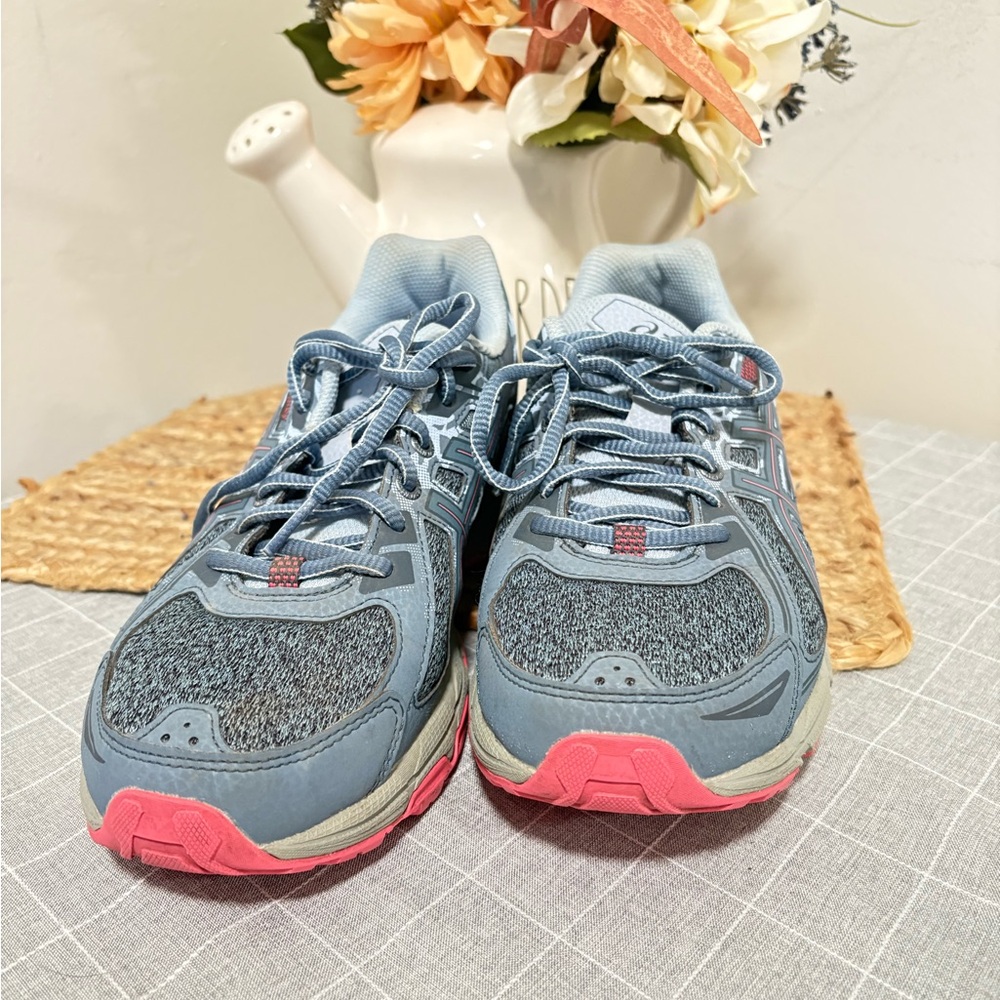 Asics Blue and Pink Sneakers with Athletic Design - Picture 6 of 6